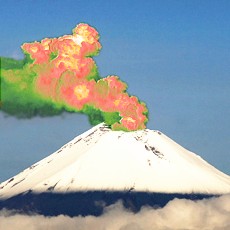 Une fumée rose et verte sort du Popocatepetl